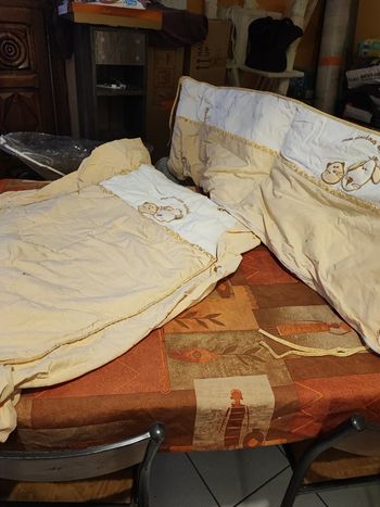 Tour de lit et couverture