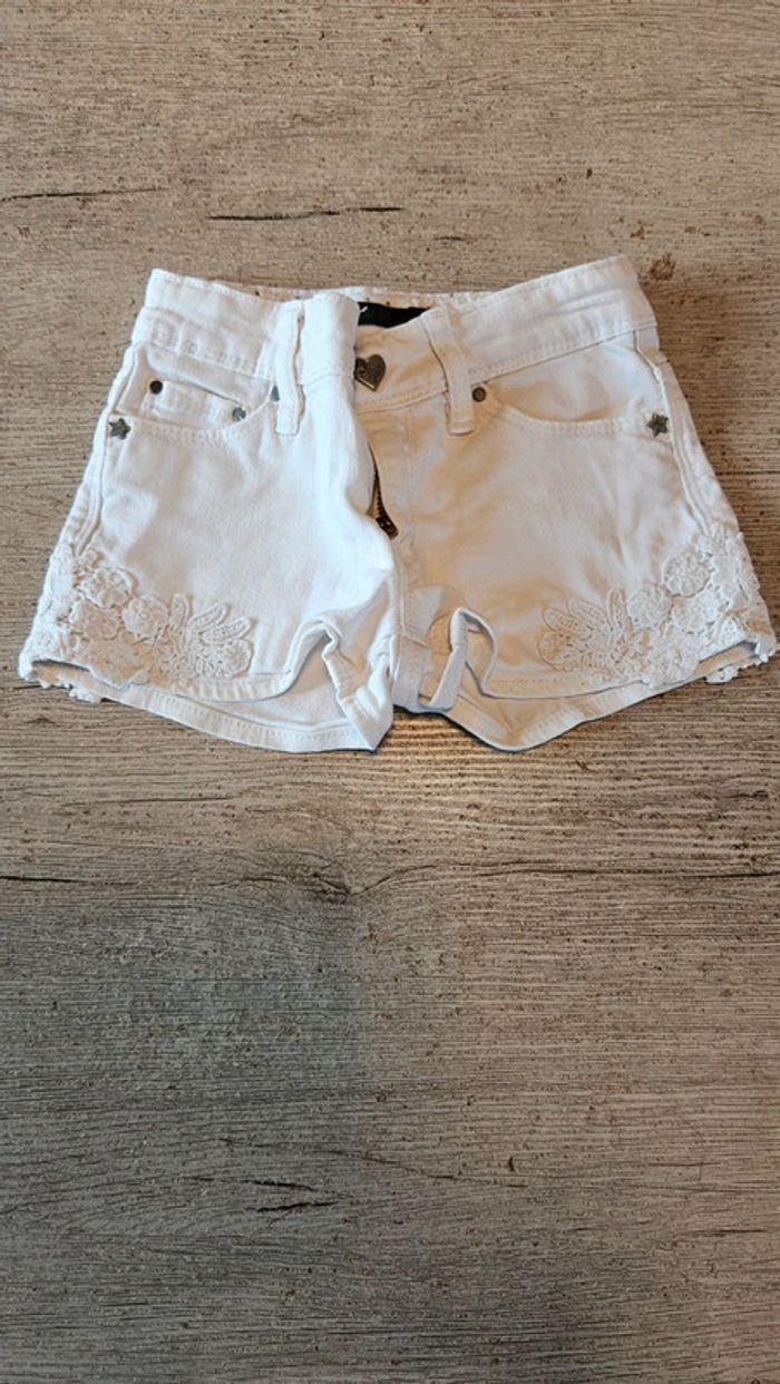 Short slim fit court blanc avec broderie, IKKS, 5 ans