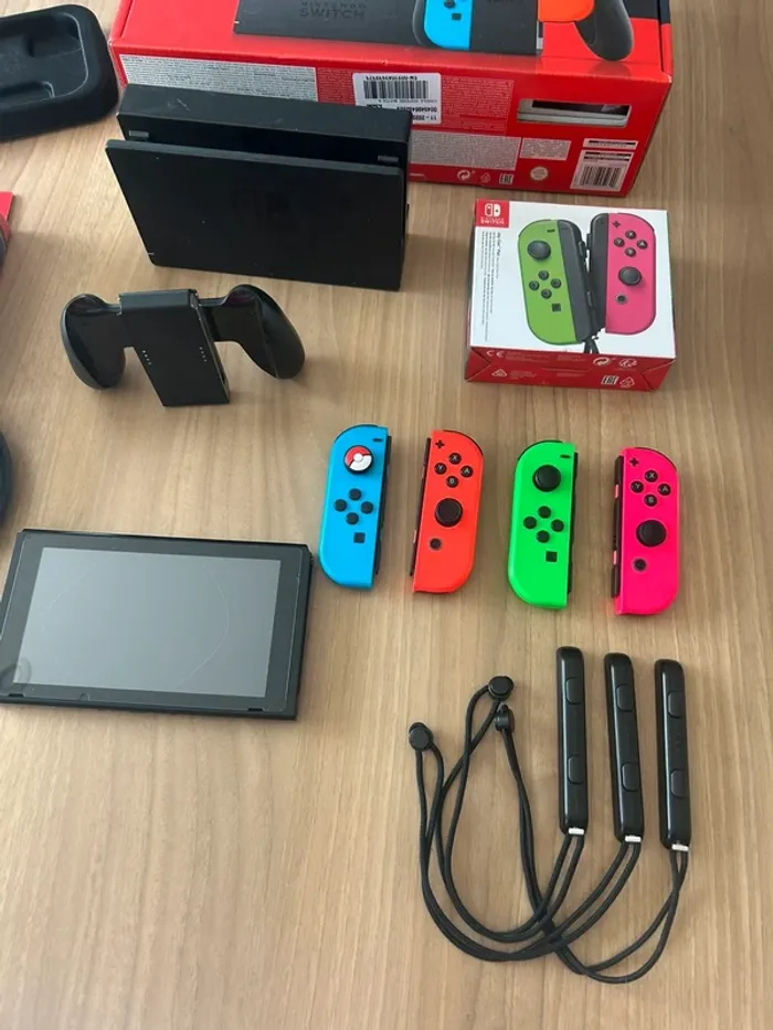 Nintendo switch avec nombreux accessoires - photo numéro 3