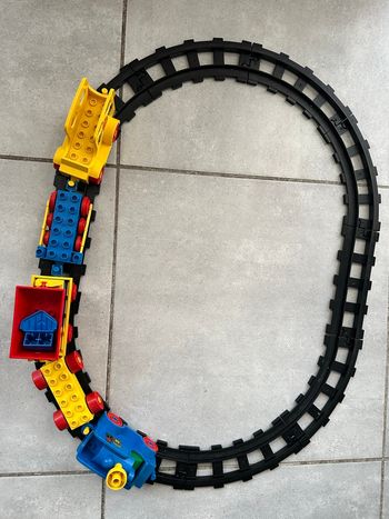 Lego duplo circuit