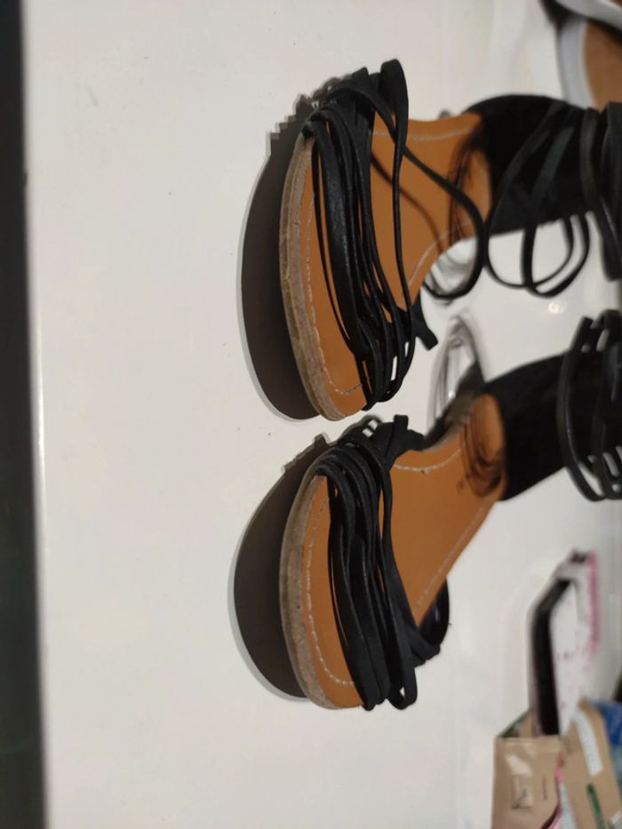 Sandales noires porté quelques fois Kookaï 31 - photo numéro 2