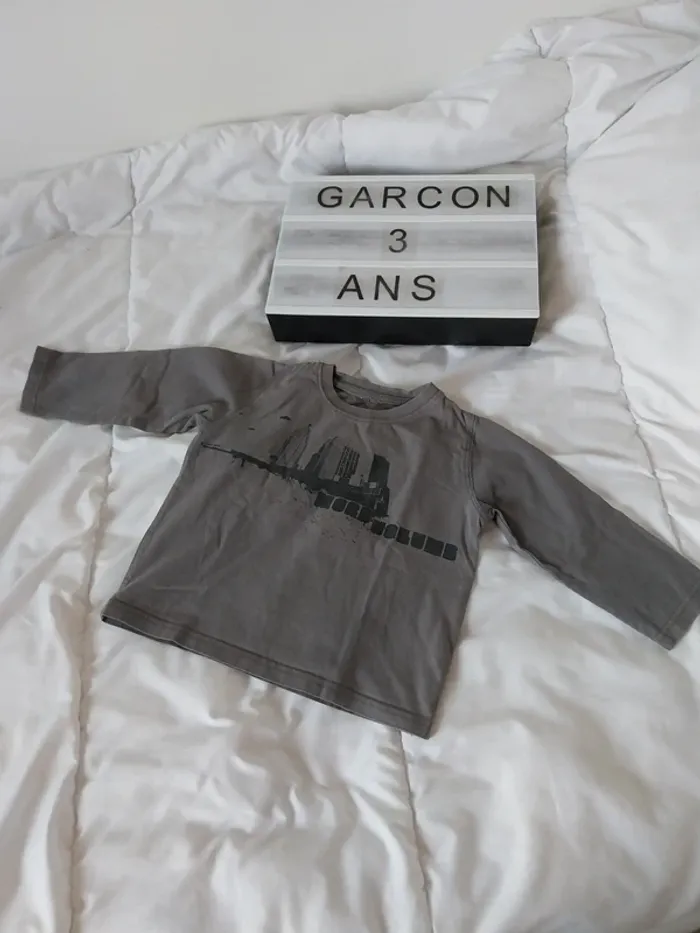 Tee-shirt manche longue 3 ans