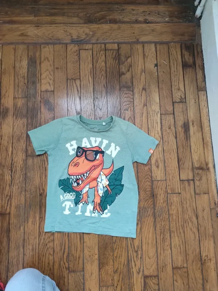 T-shirt 110 cm - photo numéro 2