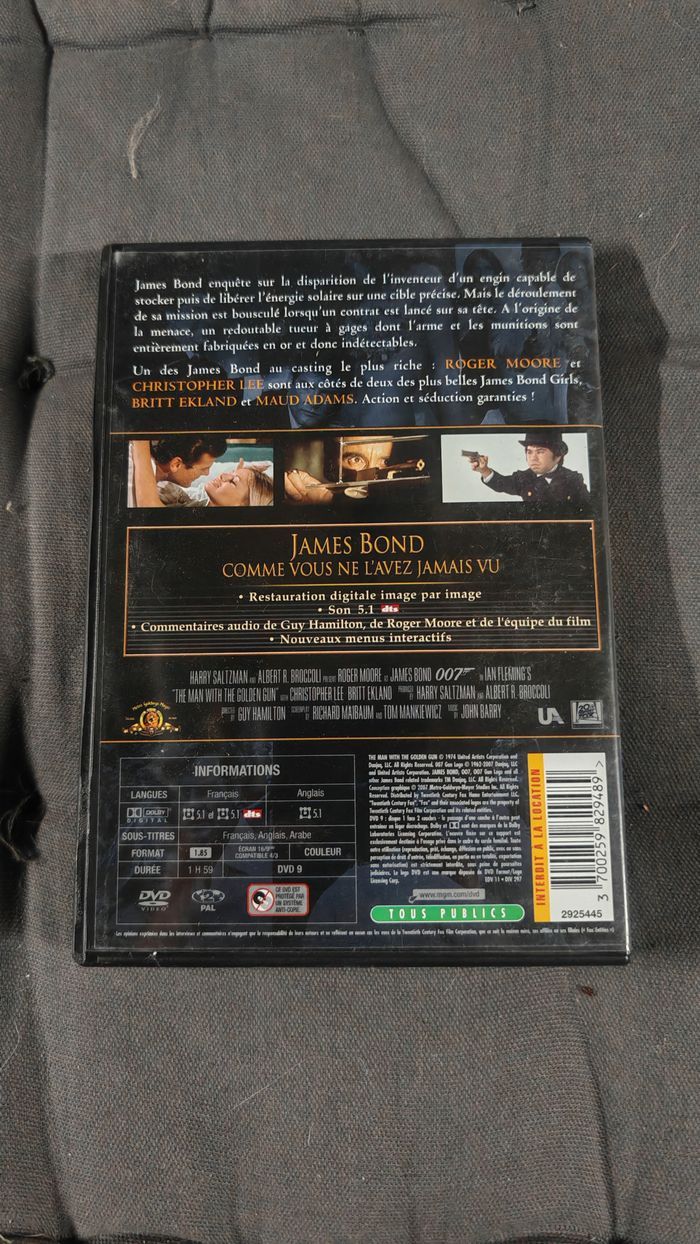 DVD - James Bond 007 - L'Homme au pistolet d'or - photo numéro 2
