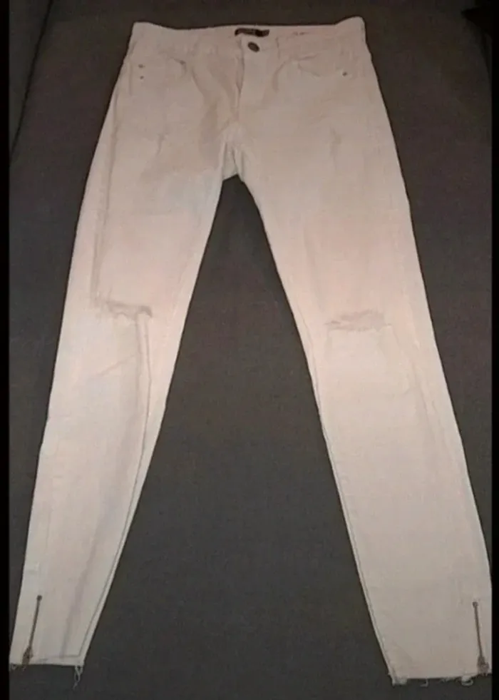 Jeans skinny blanc effet déchiré bershka taille s - photo numéro 2