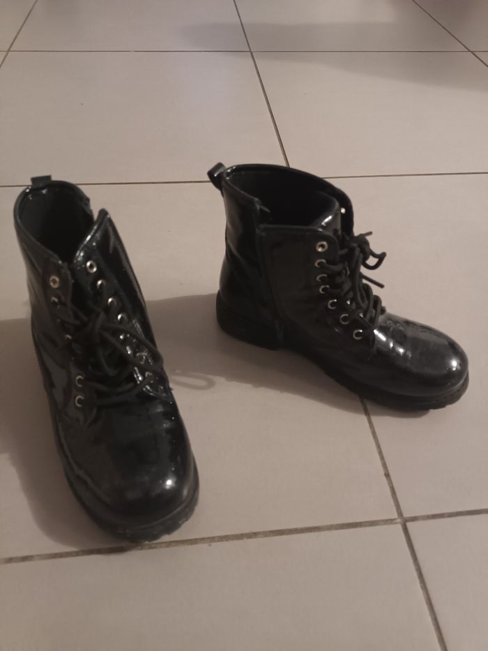 Bottines noires pailletées taille 34