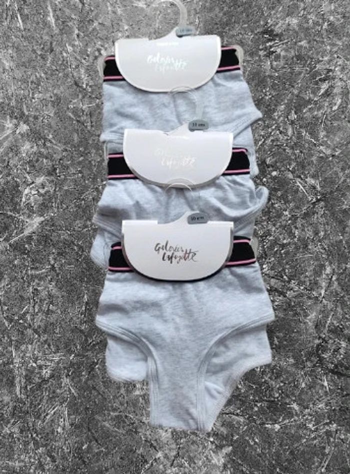 3 Shorty Galeries Lafayette 10 ans