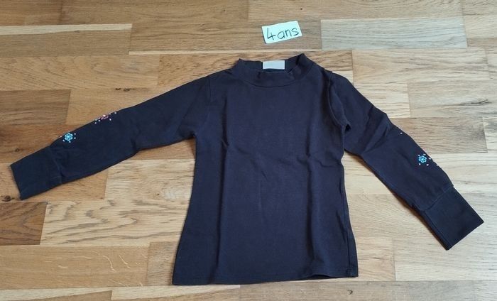 T-shirt fille 4 ans - photo numéro 4