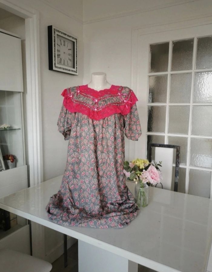 🩶🩷Jolie Robe Oriental Légère Et Fluide 🩶🩷 - photo numéro 4