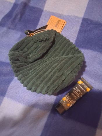 Trousse et lait corps yves rocher