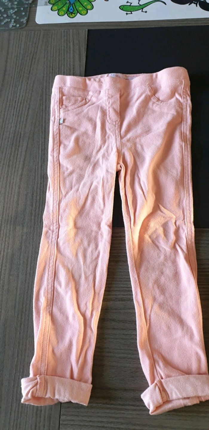 3 pantalons slim 36 mois - photo numéro 4