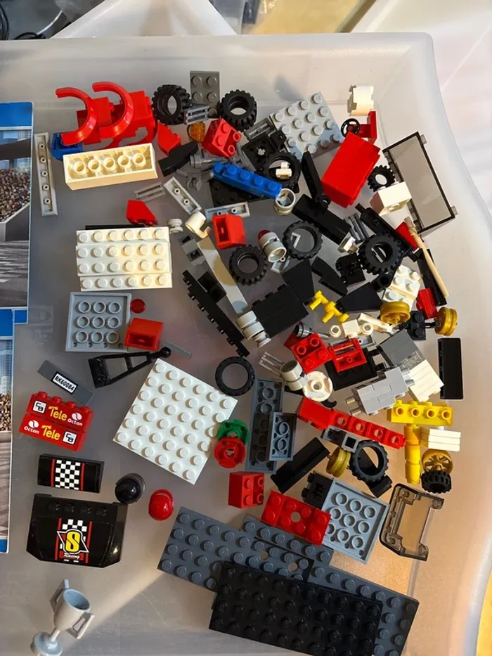 Lego 60084 Le transporteur de motos de course - photo numéro 4