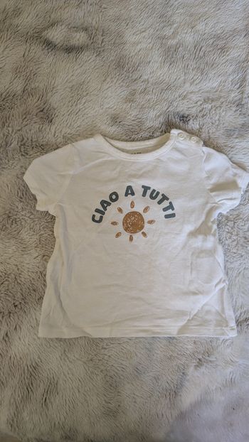 T-shirt Kiabi taille 6 mois 