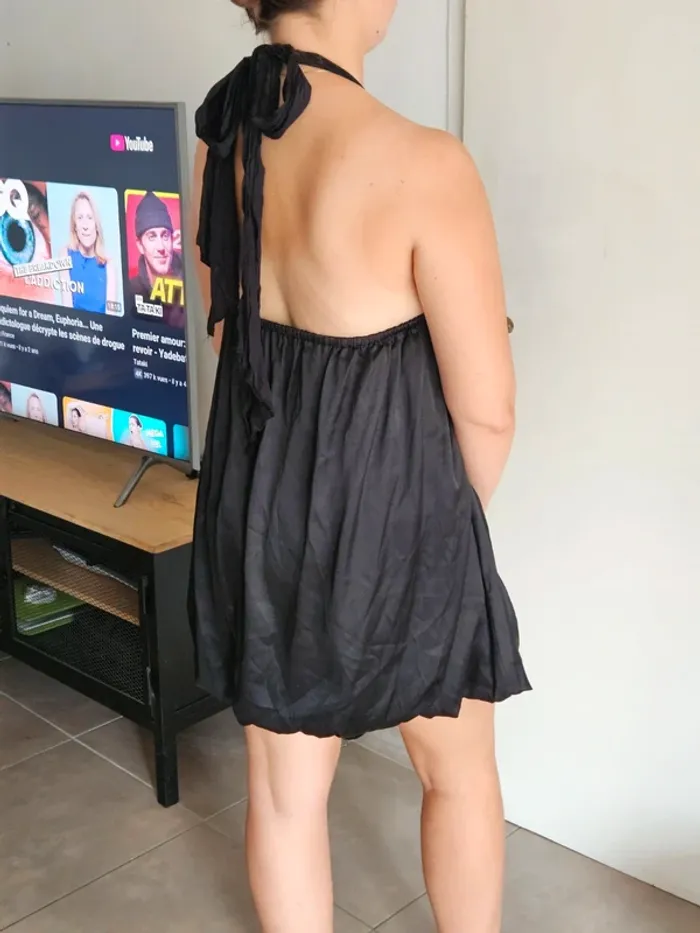 Robe dos nu