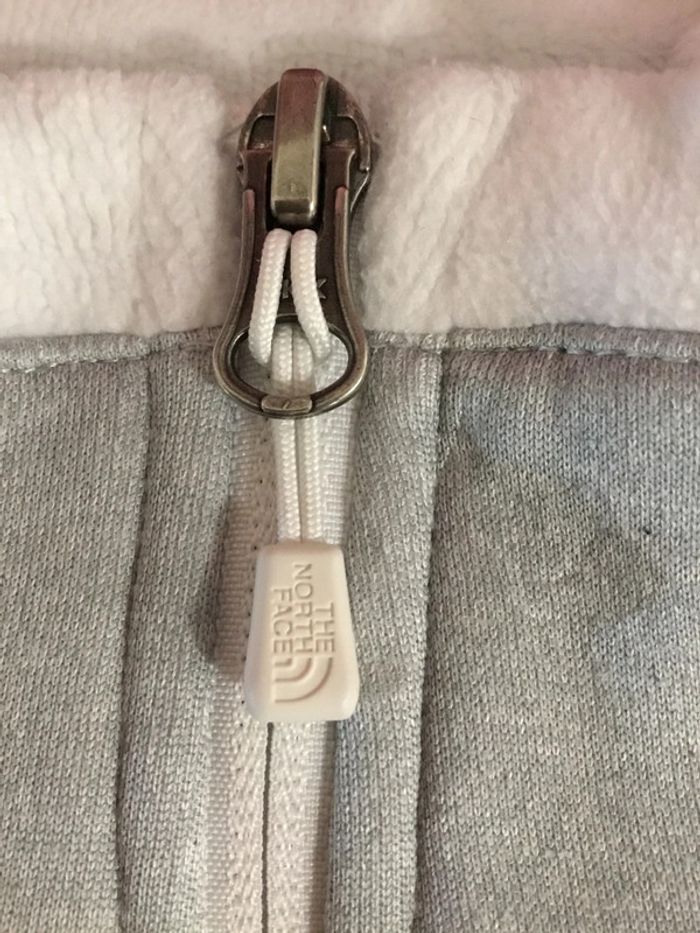 Veste polaire pour femme The North Face grise taille M 074 - photo numéro 5