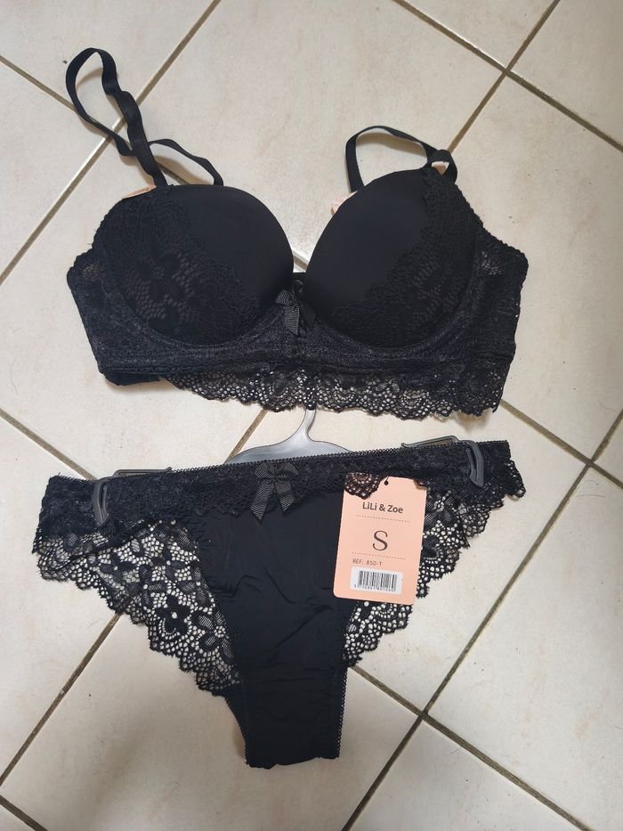 Ensemble lingerie noir 85B/ 36 - photo numéro 2