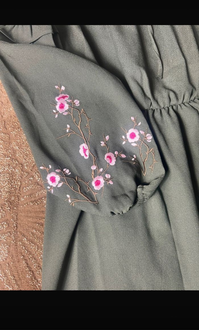 Magnifique robe camaïeu 38 brodée - photo numéro 2