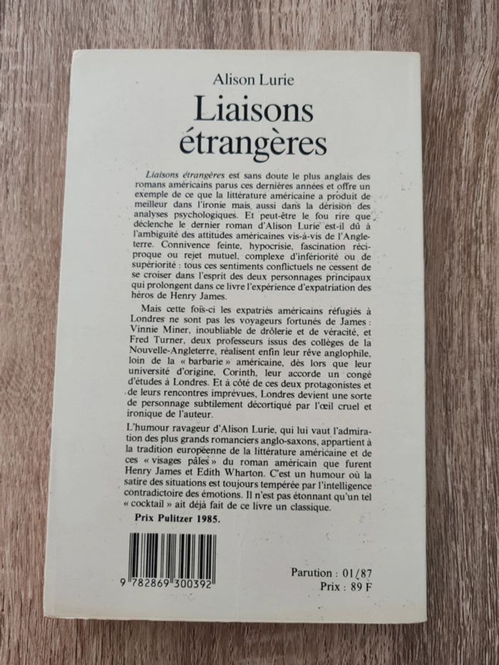 Alison Lurie ⭐ Liaisons étrangères - photo numéro 2