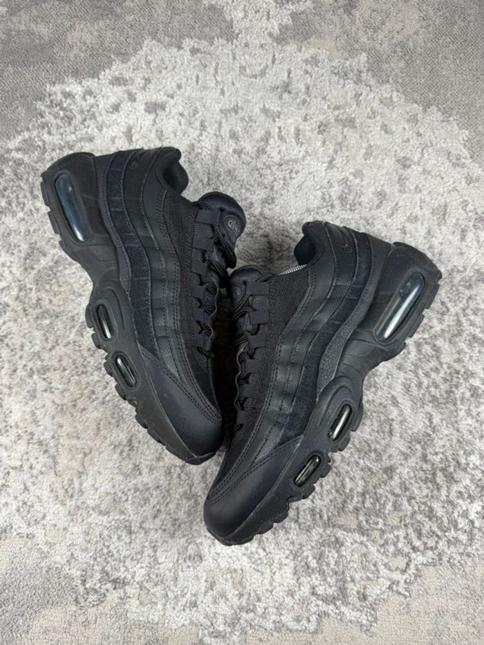 Nike Air Max 95 - Essentiel Triple Black - Full Black