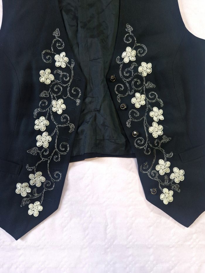 Boléro femme , vintage , Ann Taylor , vintage , fleur brodé, taille L - photo numéro 2