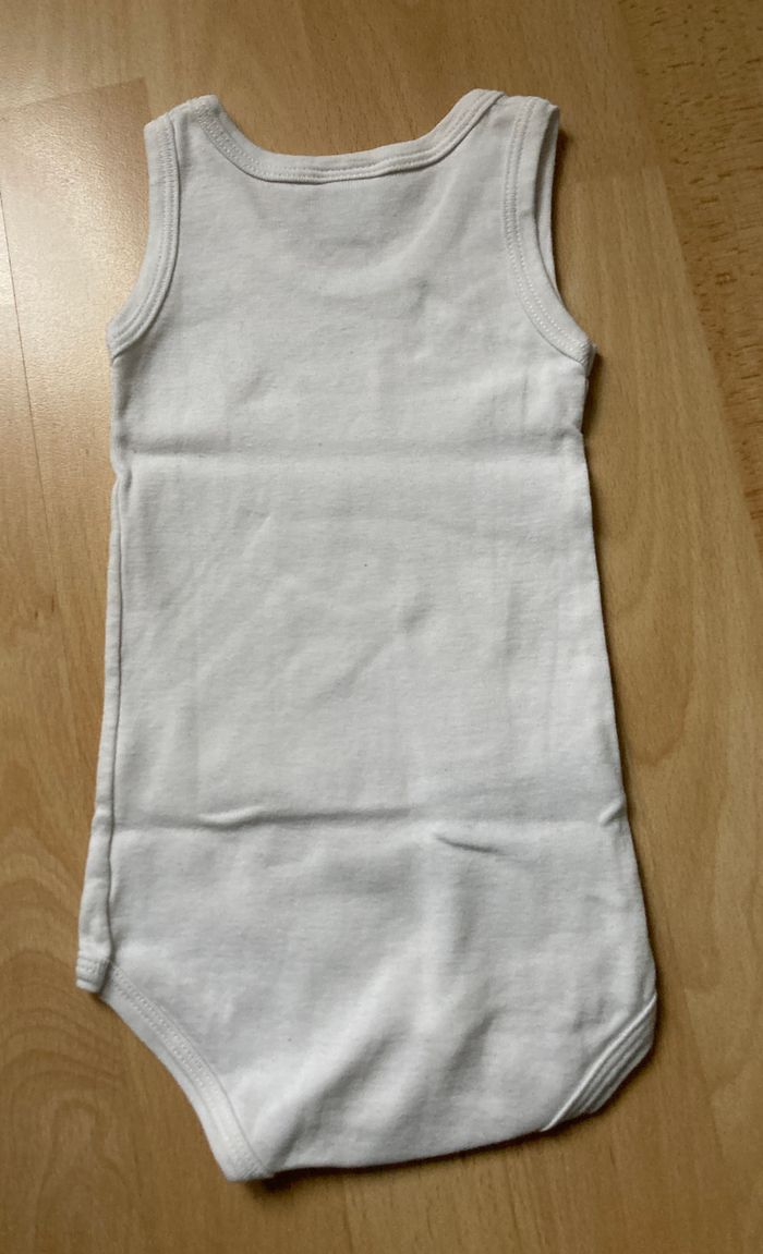 lot 3 bodies garçon 6 mois - photo numéro 5