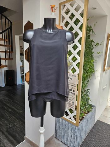 Yessica blouse noir taille 36