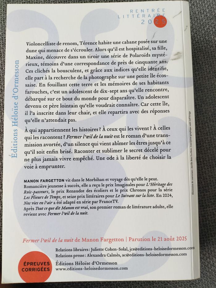 Livre : fermer l'oeil de la nuit - Manon Fargetton - photo numéro 2