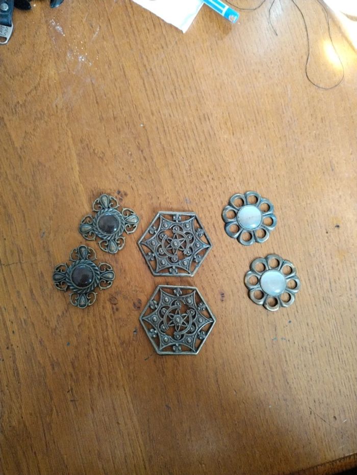 Bijoux vêtements vintage