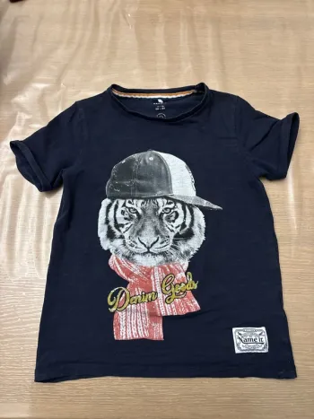 T-shirt Name it 9- 10 ans