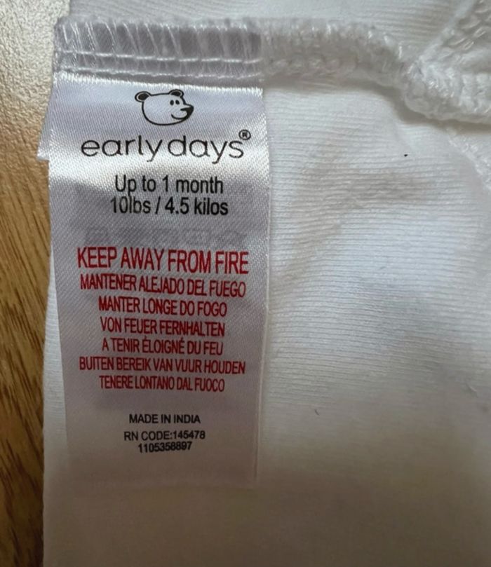 Lot de 6 bodies manches courtes 1 mois - photo numéro 4