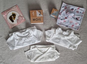 Lot 3 bodies blanc MC - 12M - Vertbaudet + Gémo [Neuf]