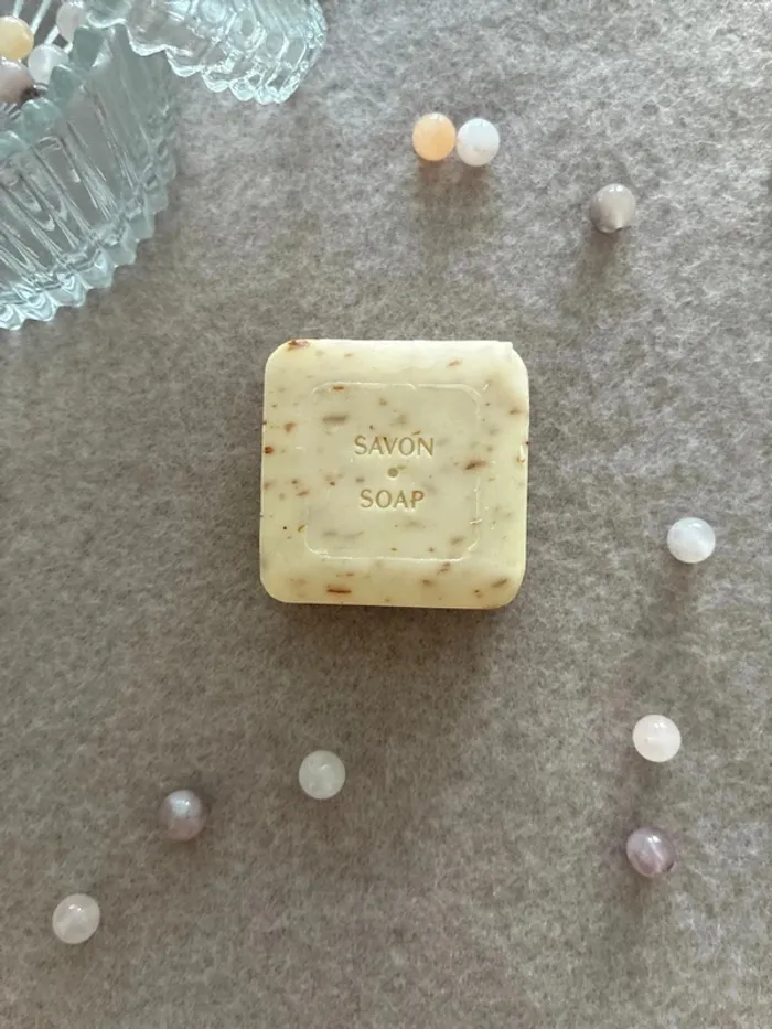 Savon multi usage à l’huile essentielle bio de romarin Les Panacées - photo numéro 2
