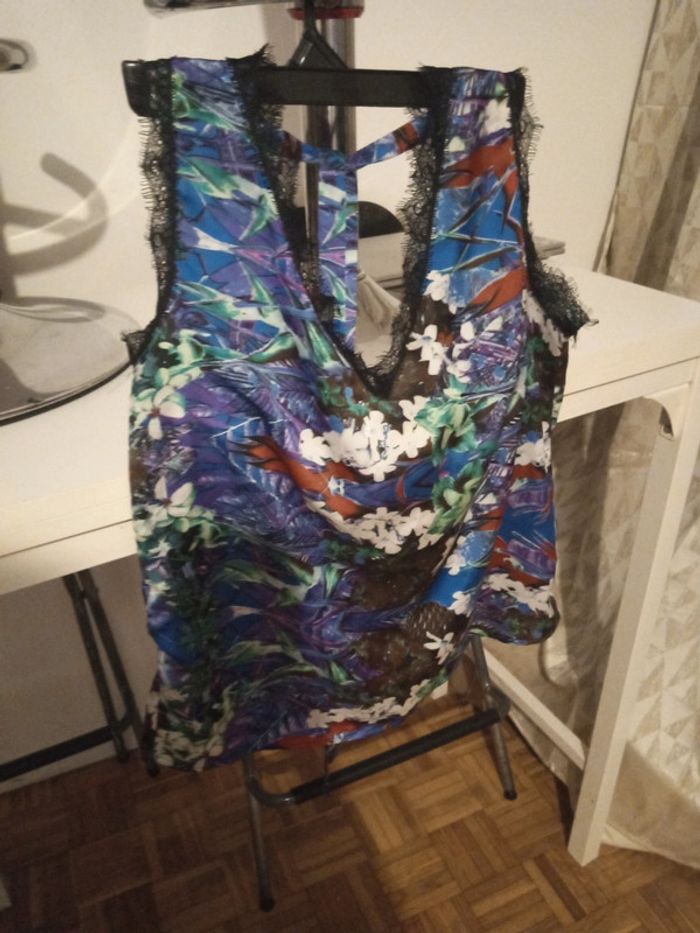 Magnifique chemisier taille S - photo numéro 4