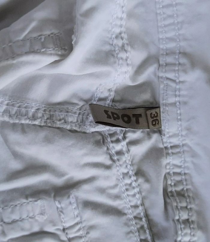 Short blanc, Spot, taille 36 - photo numéro 3
