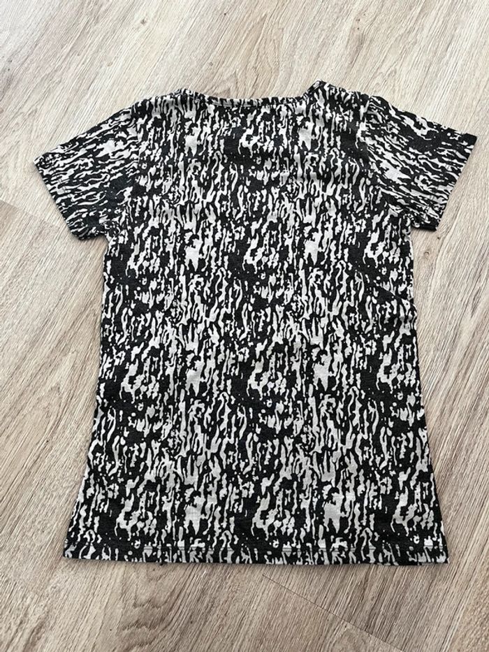 T shirt - photo numéro 2