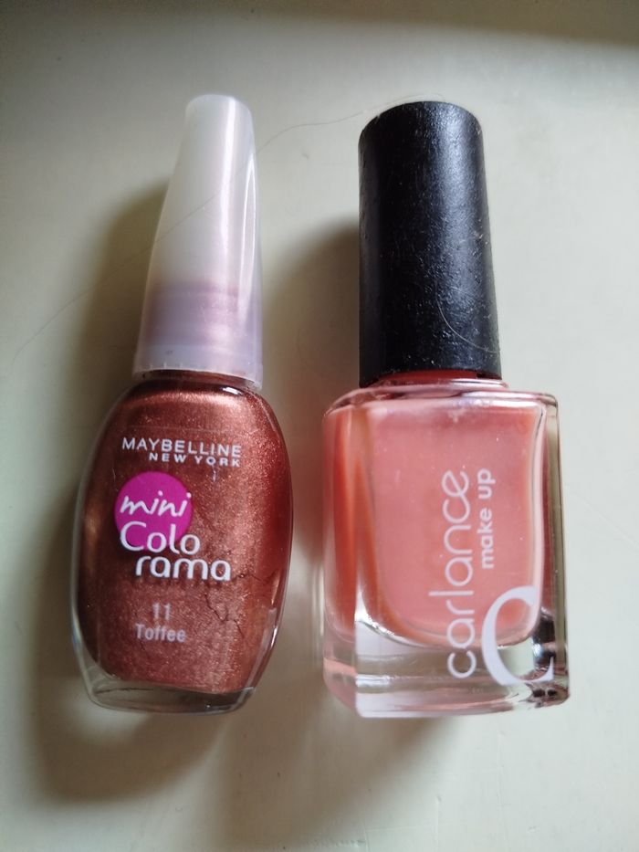 Lot vernis à ongles, eyeliner neuf, éponge maquillage neuf,fard a paupières neuf . Yves Rocher et autres - photo numéro 8