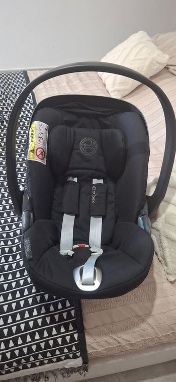 Cloud Z cybex + habillages (pluie, moustiquaire, été)