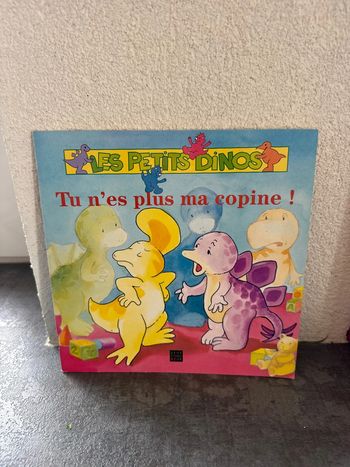 Livre les petits dinos tu n’es plus ma copine