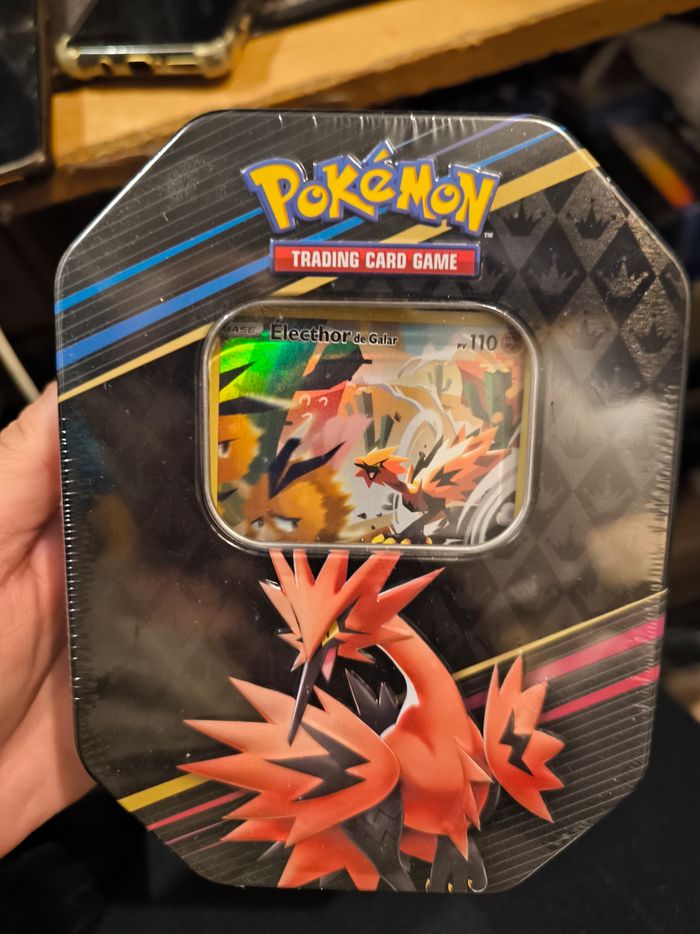 Pokebox coffret boîte métallique Pokémon electhor de galar Zénith suprême AB prix ferme