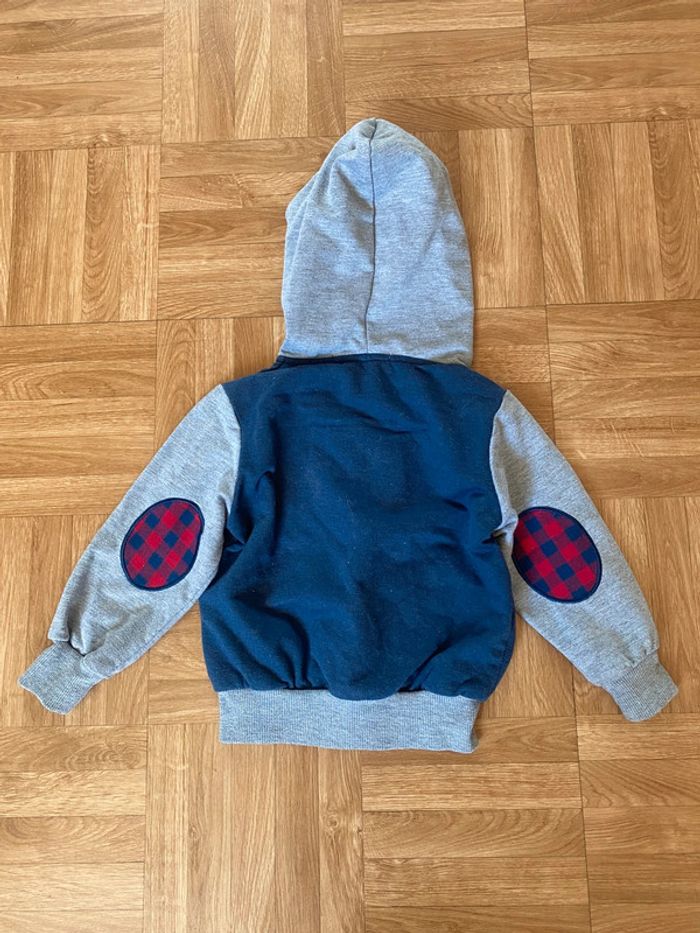 Sweat à capuche et zip + t-shirt manches longues bleu et gris taille 12/18 mois vintage Urchin - photo numéro 3