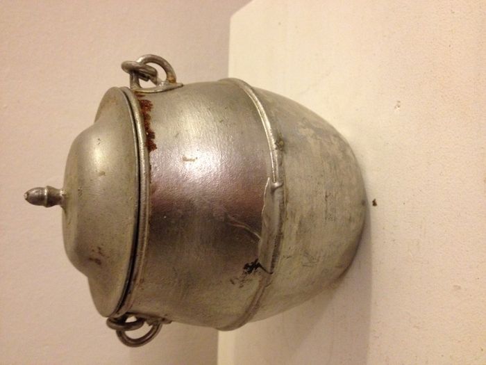 Ancien petit sceau gris argenté avec anse et couvercle pour décoration ou autre - photo numéro 3