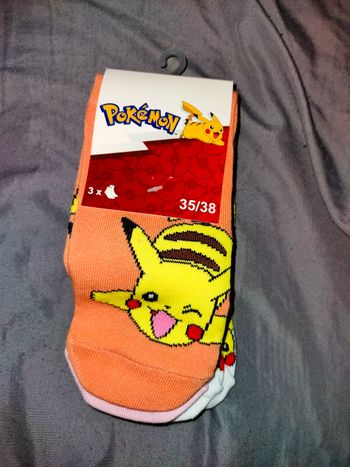 Chaussettes pokémon taille 35/38 neuf