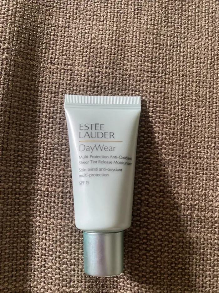 Soin teinté anti oxydant multi protection spf 15 - photo numéro 10