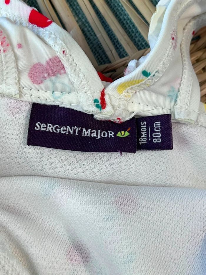 Ensemble maillot de bains et chapeau 18 mois - photo numéro 3