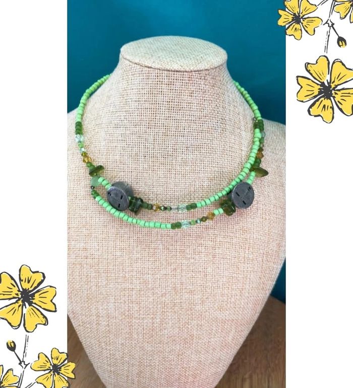 Collier double rang perles vertes & perles de verre – Collection Émeraude Urbaine - photo numéro 2