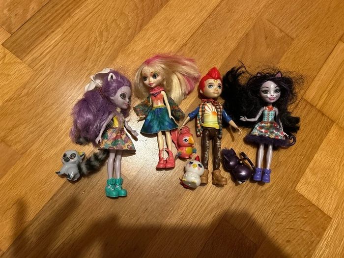 Enchantimals lot