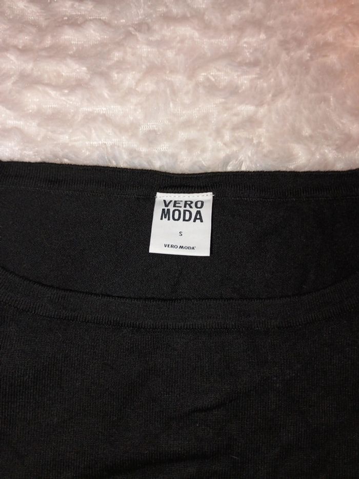 Pulls noir femme taille S marque vero Moda en excellent état - photo numéro 3