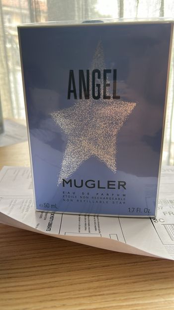 Angel mugler