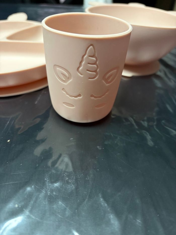 Lot assiette bol et verre en silicone avec ventouse - photo numéro 4