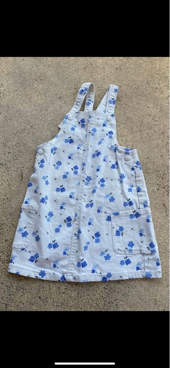 Robe en jeans primark neuve blanche et bleu à fleurs